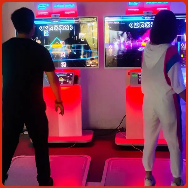 Large-screen Two-player Dancing Machine, a Large-scale Coin-operated Entertainment Device for Children's Playgrounds and Video Game Arcades, Like the Famous 