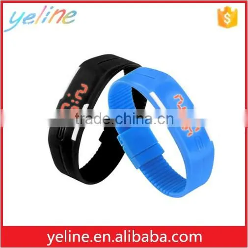 Factory Sell Water-proof Silicone Watch for Pupil Teenage, Man's Led Watch photo-4