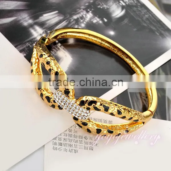 Enamel Metal Copper Magnetic Infinity Bracelet photo-5