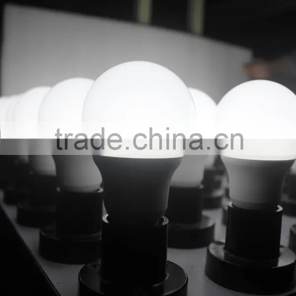 LED Light Bulb 9W E27 A60 LED Lighting Bulb Led White Light Bulb With 26pcs LED Chips photo-4