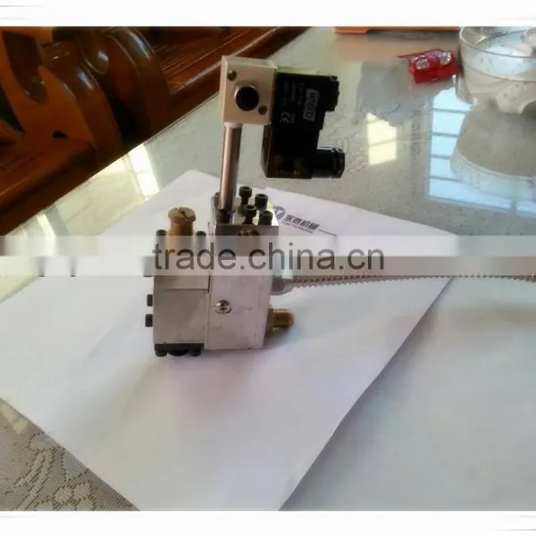 Disposable Operation Mattress Gluing Machine photo-4