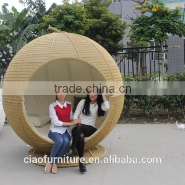 Round Daybed Cheap Outdoor Rattan Day Bed photo-2
