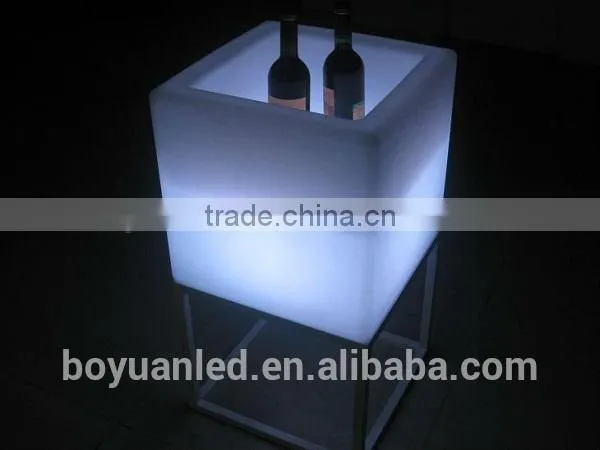 Rotomolded Plastic Square Concrete Planter With Led Light photo-2