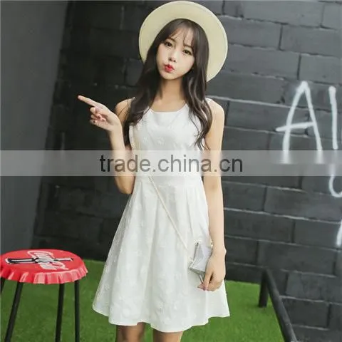 Summer New Design Young Lady Dress Fashion Printed Cotton Linen A-LINE Embroidered Dress Sleeveless Vest Dress photo-3