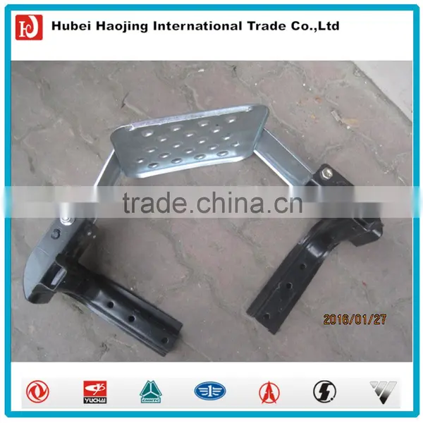 Dongfeng Diesel Truck Parts Step Welding Assy 8405459-C0100 photo-2