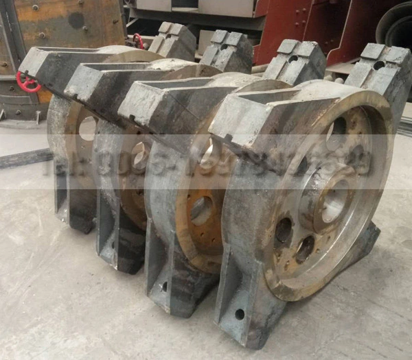 Strong Bearing Capacity Fine Hammer Crusher Stable Operation