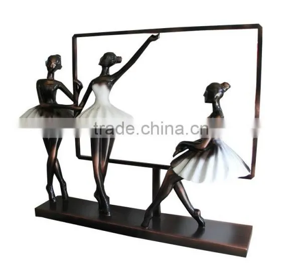 Modern Fiberglass Display Art Sculpture
