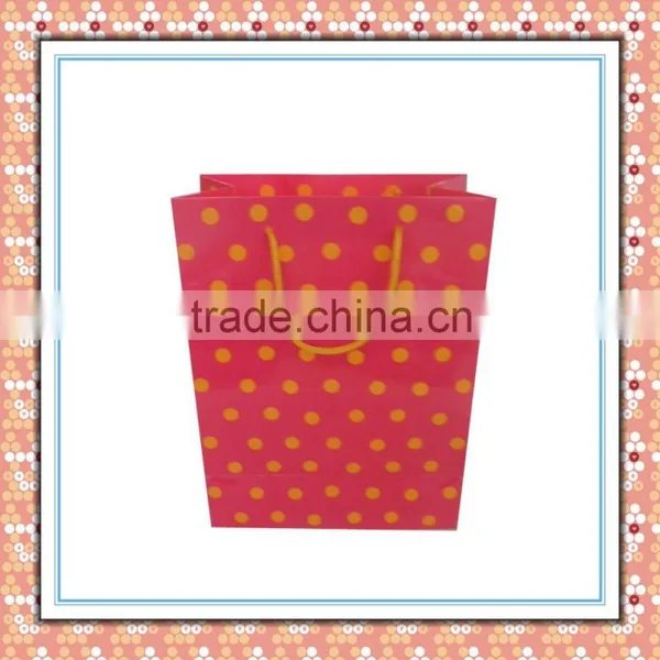 China Supplier Custom Dot Pattern Paper Retail Bags photo-3