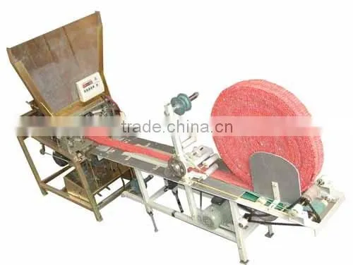 Firecrakers Pyrotechnics Knitting and Packing Machine photo-3