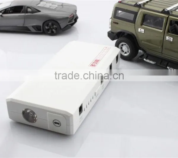 Mini Car Jump Starter Battery With Accessories 8000mAh photo-2