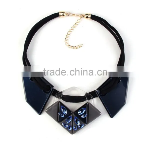 2016 Band New Design Arcylic Geometric Pendant Strand Necklace Jewelry photo-3