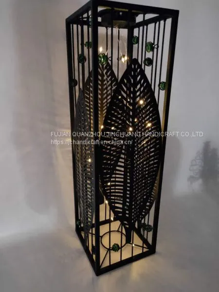Garden Leaf With Solar Light for Home Decor