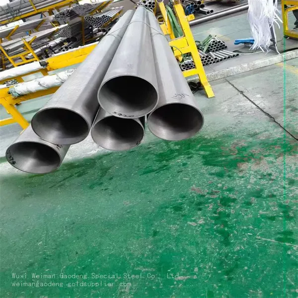 Petroleum Welded Titanium Pipe 31mm OD 2mm Wall Thickness Titanium Welded Pipe 6m Length Bright Surface photo-3
