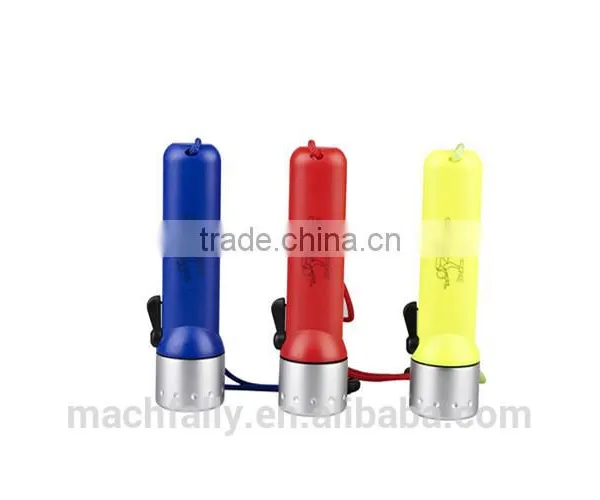 Hot Sale Magnetically Controlled 180LM Diving Flashlight Underwater IP68 Submersible 15-20 Meter