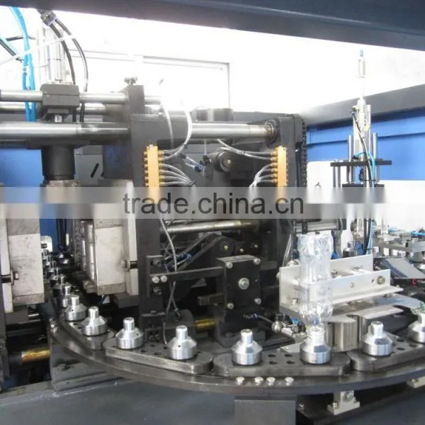 Automatic PET Bottle Blowing Making Machine photo-3