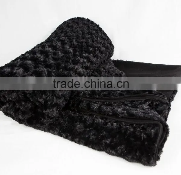 100% Polyester Plain pv Fleece Gifts Promotional Blanket and Pillow photo-3