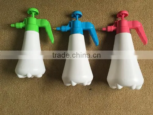 2L High Quality Garden Hand Pump Sprayer/ Pressure Sprayer/pump Sprayer photo-4