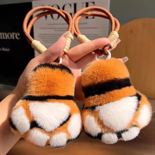 Tiger Paw Fur Keychain photo-2