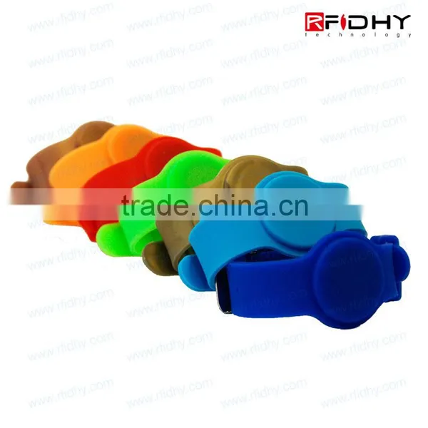 Purchase Printed Silicone Wristbands for Nightclubs photo-3