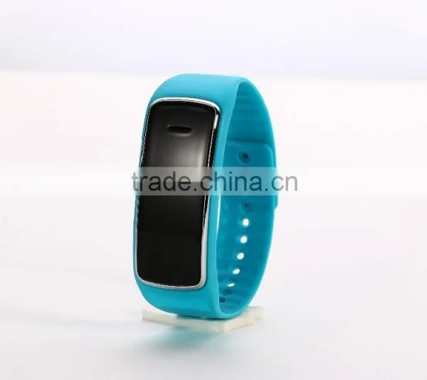 D3 New Waterproof Bluetooth Smart Bracelet With Anti-theft Alarm for Smartphones photo-4