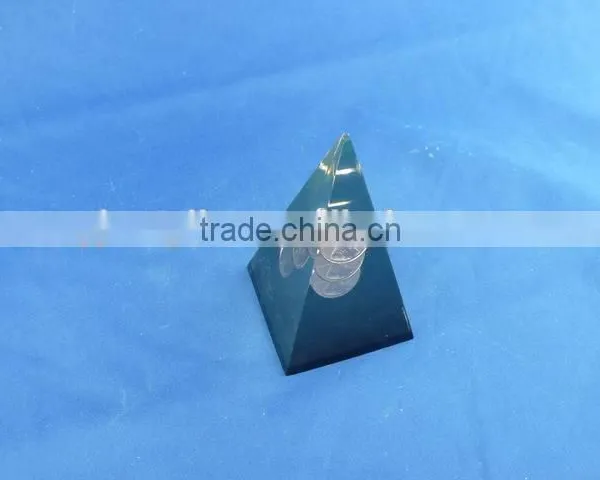 Custom Clear Plastic Acrylic Pyramid With Coin photo-3