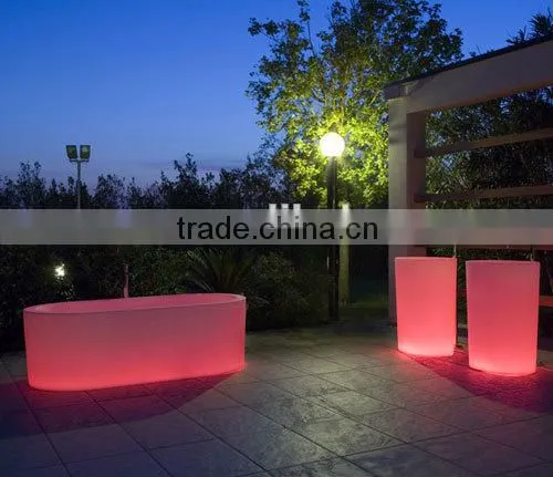 New Fashion Light Eco-friend Waterproof Plastic Bathtub Color Changing Led Tubs/2016 Hot Sale Comfortable and Colorful Led Tub photo-2