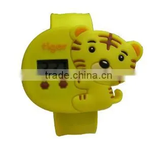 2014 Hot Selling Customized Cheap Promotion Cartoon Silicone Wrist Watches/fashion Silicone Cartoon Watch