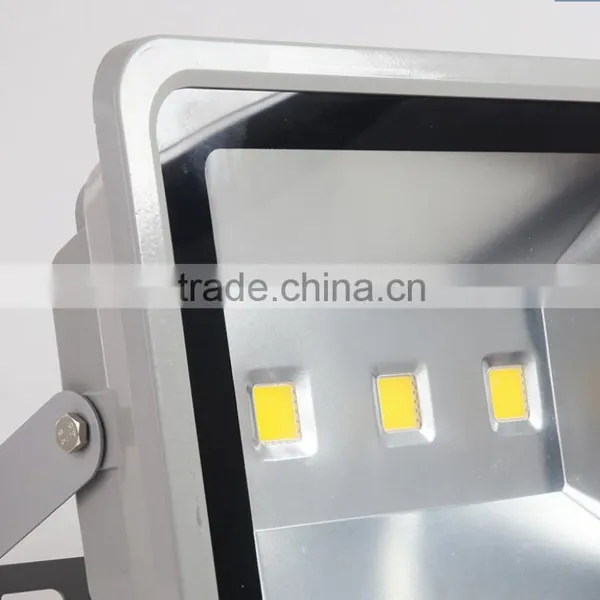 High Power Outdoor Engineering 100 Watt Led Flood Light Tech Box photo-3
