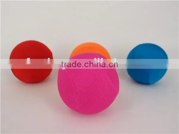 Play Interestingly Water Bounce Ball photo-3