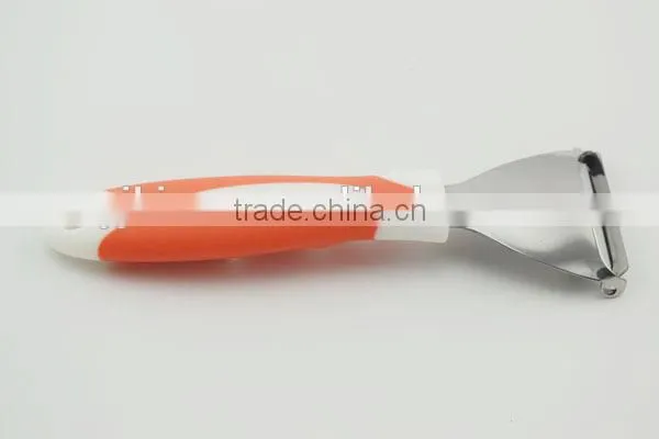 2015 Hot Selling Fruit and Vegetable Tools Stainless Steel Peeler With Plastic Handle photo-2