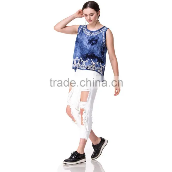 Domin Fashion Latest Embroidery Ladies Tank Tops photo-5