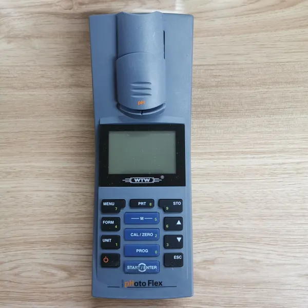 PHotoFlex pH Portable Colorimeter – WTW (Germany)