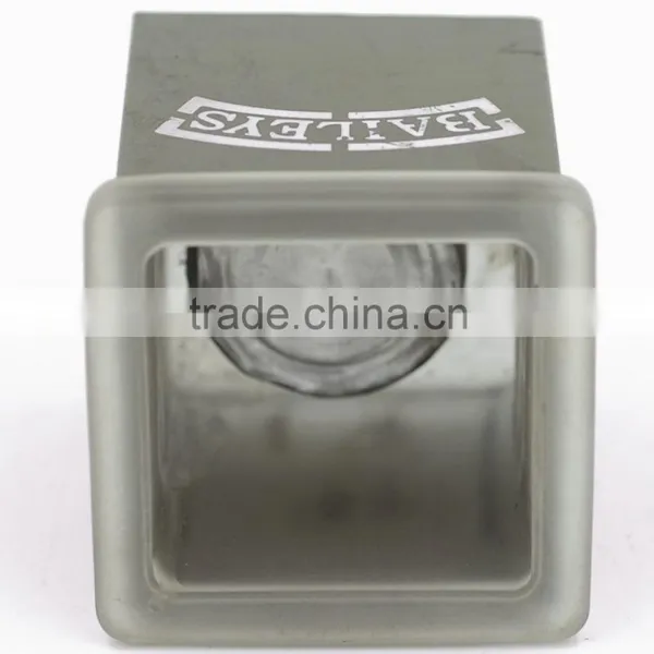 Factory Direct Sale Tin Material Square Candle Holder photo-3