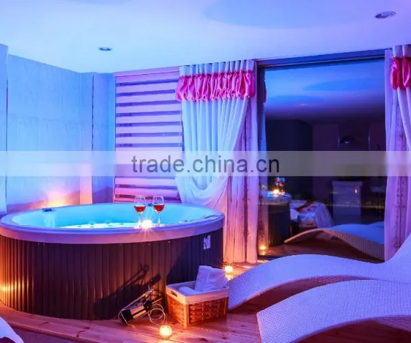 China Factory Wholesale Home Comfortable Whirlpool Spa Massage Hot Tub photo-4
