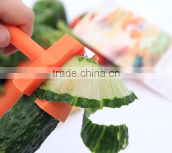 Tri-blade Plastic Spiral Vegetable Slicer/plastic Carrot Shredder, Cutter and Peeler photo-5