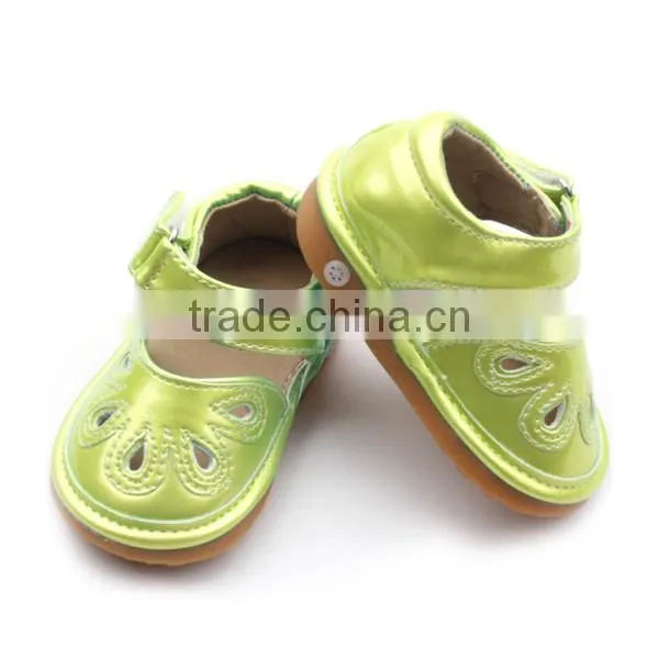 Guangdong Wholesale Factory Squeaky Sandals Fancy Baby Girls Shoes photo-6