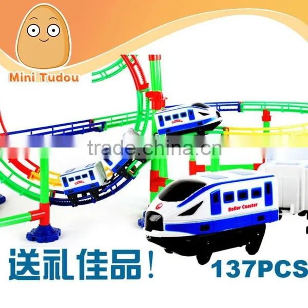 Intelligence early education high speed orbit toys, with train and light