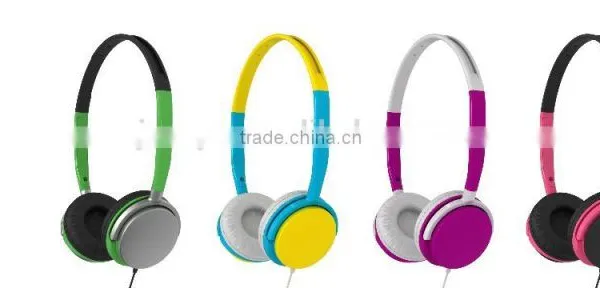 Light Weight Rotatable DJ Headband Headphones With 3.5mm Connectors photo-2