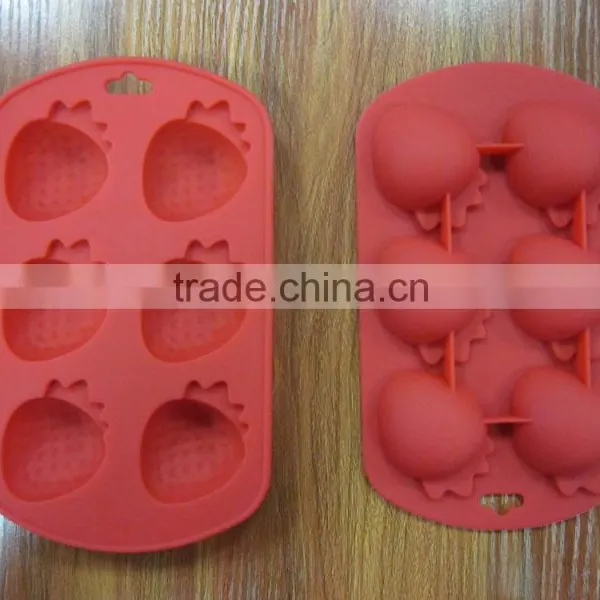Lovely Strawberry Shaped Silicone Ice Cube Mould
