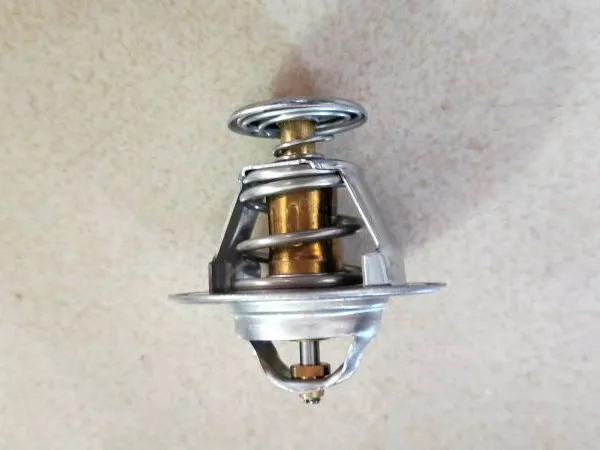 Yuchai 150-1306014B Engine Thermostat Wax XMQ6128AY4D photo-3