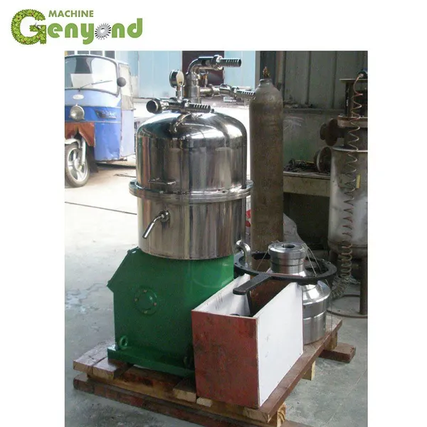 Shanghai Factory Small Industrial Milk Cream Fat Separating Equipment Skimmed Milk Disc Stack Centrifuge Separator Machine photo-5