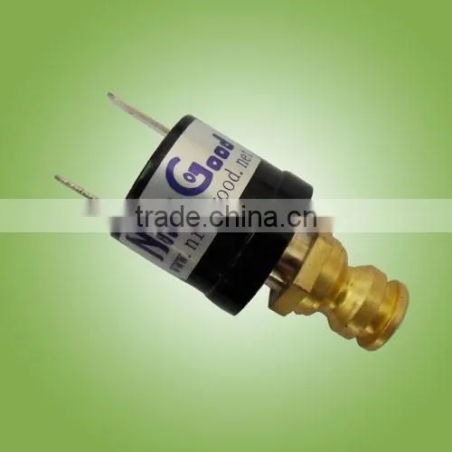 Automatic Pressure Control for Water Pumps With Insert Socket