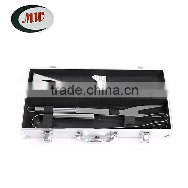 3 pcs stainless steel Barbecue set,shovel,fork,clamp,aluminium box