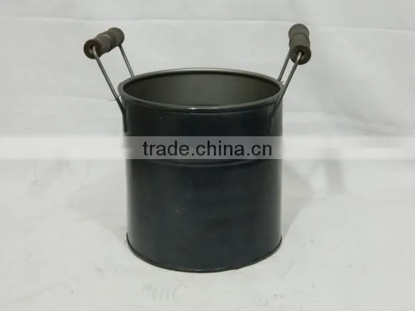 Iron Planter