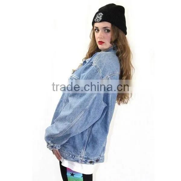 China Clothing Button Down Light Blue Blue Oversize Women Denim Jacket photo-2