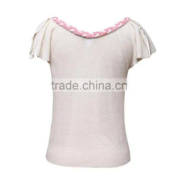 Large Contrast V Neck Knitwear Women With Petal Sleeves photo-2