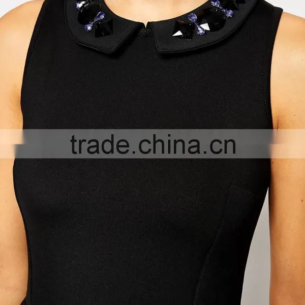 Premium Skater Dress in Structured Bonded Fabric With photo-3