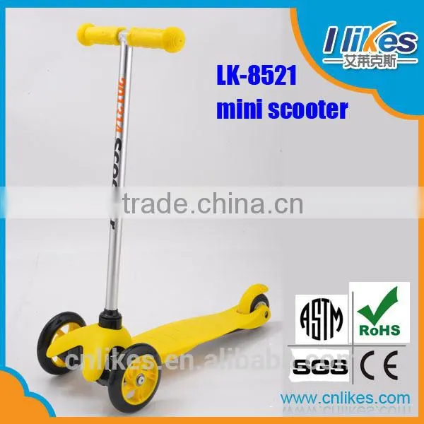 Wholesale Space Kids Mini Kick Scooter photo-2