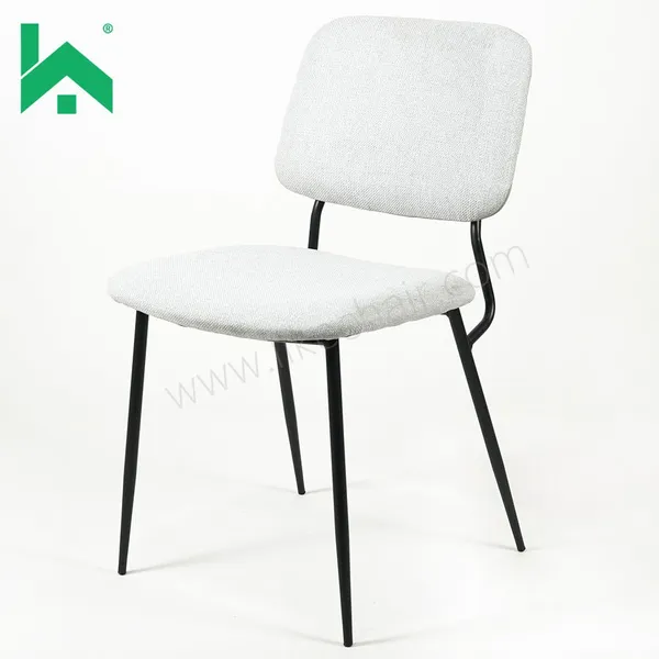 Leinenstoff-Esszimmerstuhl mit schwarzen Metallbeinen, moderner gepolsterter Seitenstuhl für Küche und Wohnzimmer
