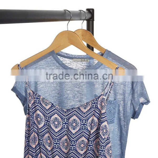 CLOTHES HANGERS - Wooden Shirt Hanger With Trouser Bar photo-3